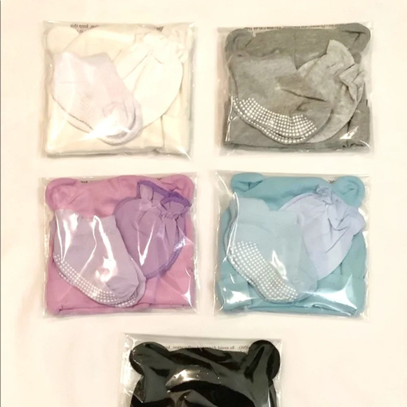 Baby Hat, Mittens & Booties Set - Picture 1 of 3